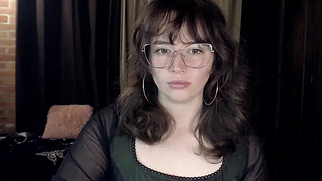 Snapshot of Hannah-Valhalla chatting on September 2025 12:47:01 AM Hannah-Valhalla online show from September 2025 12:47:01 AM