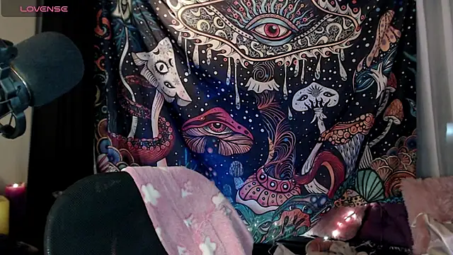 Snapshot of Hannah-Valhalla chatting on October 2025 02:12:01 AM Hannah-Valhalla online show from October 2025 02:12:01 AM