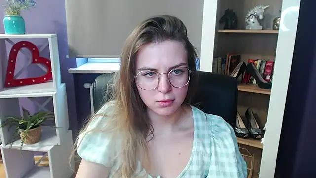 Zoey Erotic online show from February 2025 08:55:02 AM