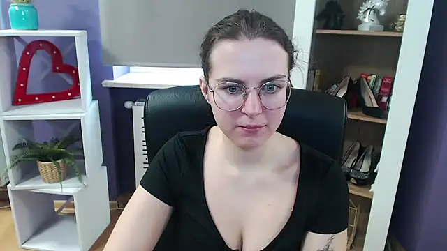 Zoey Erotic online show from March 2025 08:41:02 AM