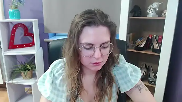 Zoey Erotic online show from March 2025 06:18:02 AM