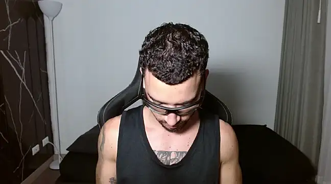 Snapshot of Dangerous-Men chatting on February 2025 07:02:02 AM Dangerous-Men online show from February 2025 07:02:02 AM