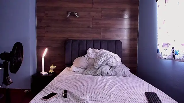 anthonylatynxd online show from April 2026 03:25:02 PM