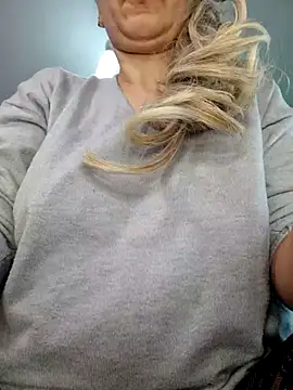 Pandora Vibes online show from February 2025 11:34:01 AM