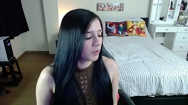 Snapshot of kittykat18x chatting on June 2026 12:45:01 AM kittykat18x online show from June 2026 12:45:01 AM