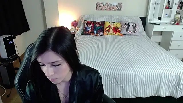 Snapshot of kittykat18x chatting on June 2026 01:00:01 AM kittykat18x online show from June 2026 01:00:01 AM