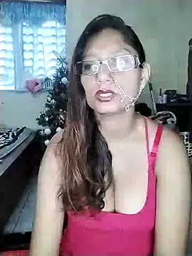 Snapshot of Sivanija_21 chatting on December 2024 02:53:01 PM Sivanija 21 online show from December 2024 02:53:01 PM