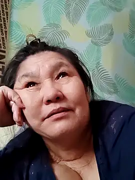 Zulfiya Bruce online show from February 2026 01:14:01 PM