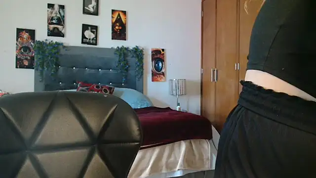 3littleschoolteens online show from December 2025 08:13:01 PM