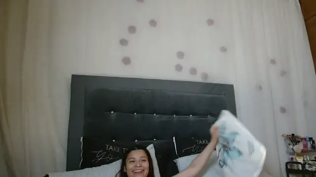 3littleschoolteens online show from April 2026 07:45:01 AM