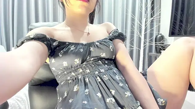 Snapshot of Kya_Choco8 chatting on January 2025 11:13:02 PM Kya Choco8 online show from January 2025 11:13:02 PM