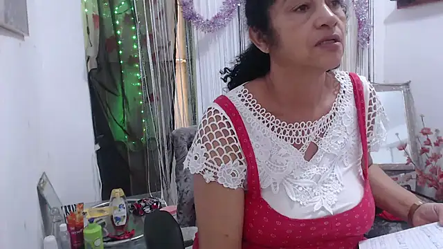 heyline milf online show from February 2025 05:14:01 PM