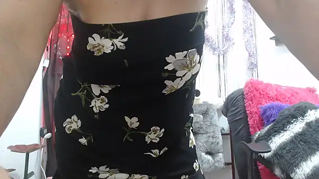 heyline milf online show from March 2025 08:40:02 PM