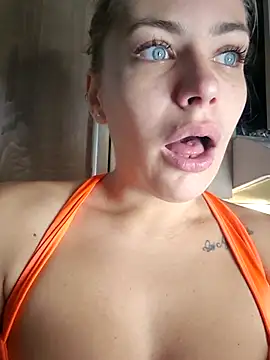 Keli Jessi online show from November 2025 07:10:01 PM