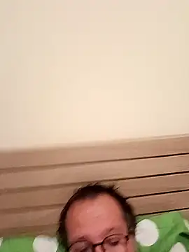 Snapshot of mike9473 chatting on September 2025 08:47:01 PM mike9473 online show from September 2025 08:47:01 PM