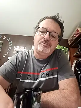 Snapshot of mike9473 chatting on October 2025 05:19:02 AM mike9473 online show from October 2025 05:19:02 AM