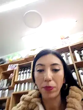 LunaZambrano online show from March 2025 04:00:02 PM