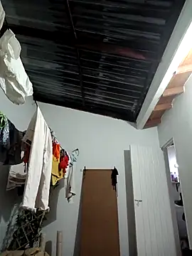 LunaZambrano online show from September 2025 05:12:01 AM