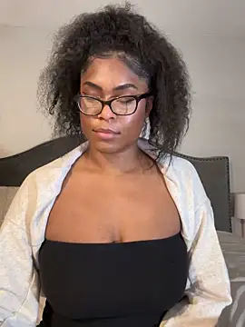 CandyLuxxxx online show from March 2025 02:10:01 AM