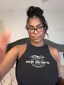 CandyLuxxxx online show from March 2025 12:25:02 AM