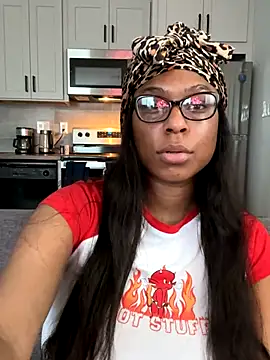 CandyLuxxxx online show from October 2025 11:16:02 PM