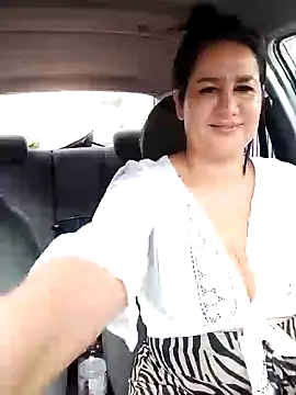 Snapshot of keilymadam chatting on December 2024 01:34:02 PM keilymadam online show from December 2024 01:34:02 PM