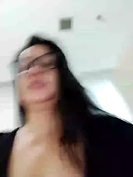 Snapshot of keilymadam chatting on January 2025 03:11:01 PM keilymadam online show from January 2025 03:11:01 PM