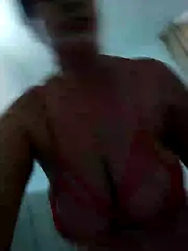 Snapshot of keilymadam chatting on January 2025 12:33:01 PM keilymadam online show from January 2025 12:33:01 PM