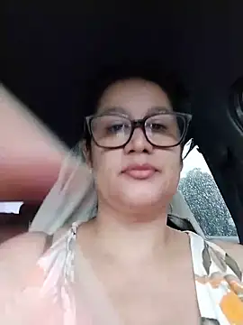 Snapshot of keilymadam chatting on June 2026 12:22:02 PM keilymadam online show from June 2026 12:22:02 PM