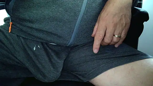 scorviergexh online show from September 2025 01:03:01 PM