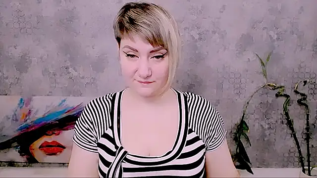 Djullia online show from February 2026 07:21:02 AM