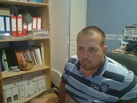 manubm03 online show from July 2026 10:18:02 AM