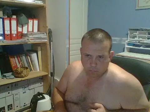 manubm03 online show from July 2026 05:27:02 AM