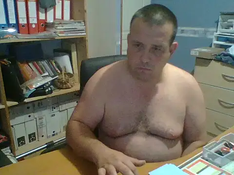 manubm03 online show from August 2026 04:56:02 AM