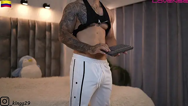 Snapshot of john_king29 chatting on November 2025 12:49:02 PM john king29 online show from November 2025 12:49:02 PM