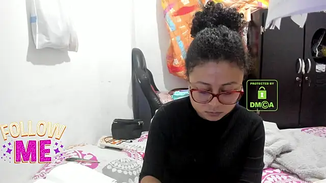 bonnie lam  online show from November 2025 04:33:02 AM