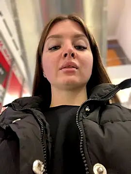 KrisMagnoly online show from October 2025 02:30:01 PM