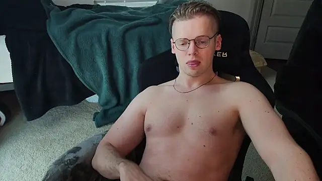 Snapshot of doloresman chatting on July 2026 10:58:02 PM doloresman online show from July 2026 10:58:02 PM