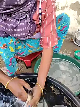 Shreya-Shetty09 online show from February 2025 02:50:02 AM