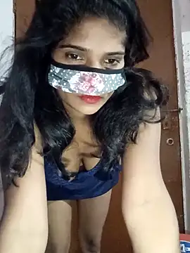 Shreya-Shetty09 online show from October 2025 03:24:01 PM