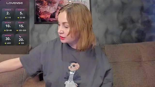 Snapshot of CassieMils chatting on April 2026 06:31:02 AM CassieMils online show from April 2026 06:31:02 AM