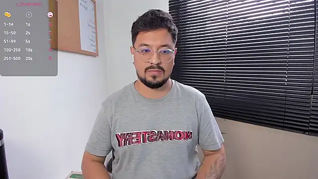 DaviidEvans  online show from December 2024 05:20:02 PM