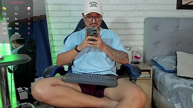 DaviidEvans  online show from September 2025 11:20:02 PM