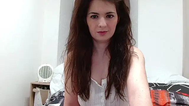 Snapshot of desirmiss1 chatting on November 2025 08:04:02 AM desirmiss1 online show from November 2025 08:04:02 AM