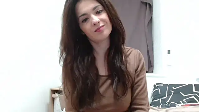 Snapshot of desirmiss1 chatting on November 2025 08:03:01 AM desirmiss1 online show from November 2025 08:03:01 AM