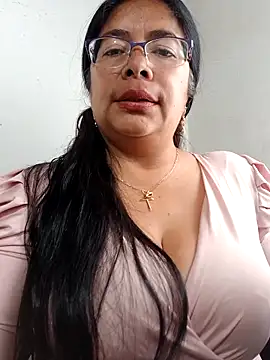 Snapshot of __valentina18 chatting on February 2025 04:24:02 PM   valentina18 online show from February 2025 04:24:02 PM