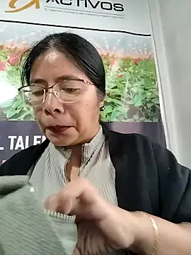   valentina18 online show from February 2026 12:58:01 PM