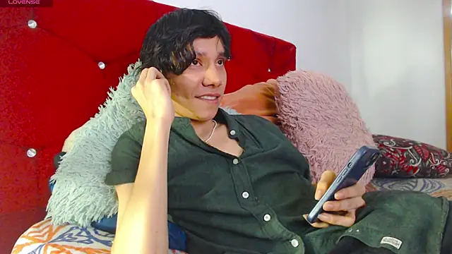 LAICK 01 online show from April 2026 06:38:01 AM