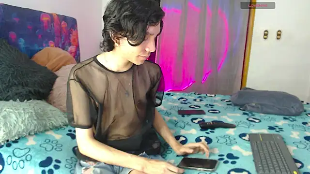 Snapshot of LAICK_01 chatting on July 2026 11:33:01 PM LAICK 01 online show from July 2026 11:33:01 PM