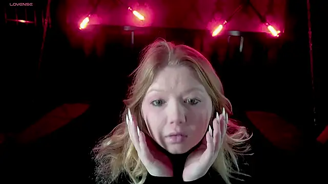 Tinker Belll online show from November 2025 08:08:02 PM